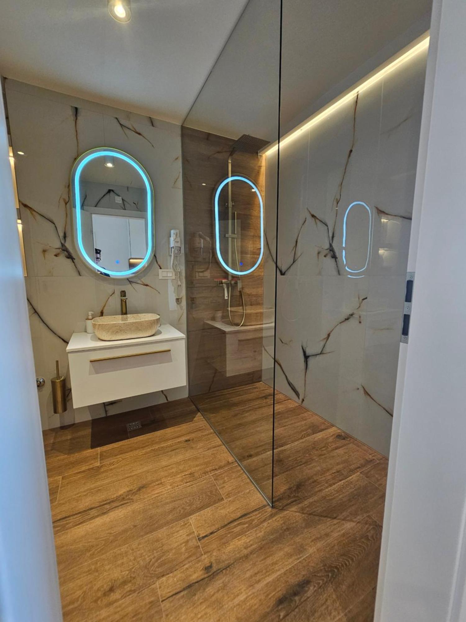 Apartmani Sole Макарска Экстерьер фото