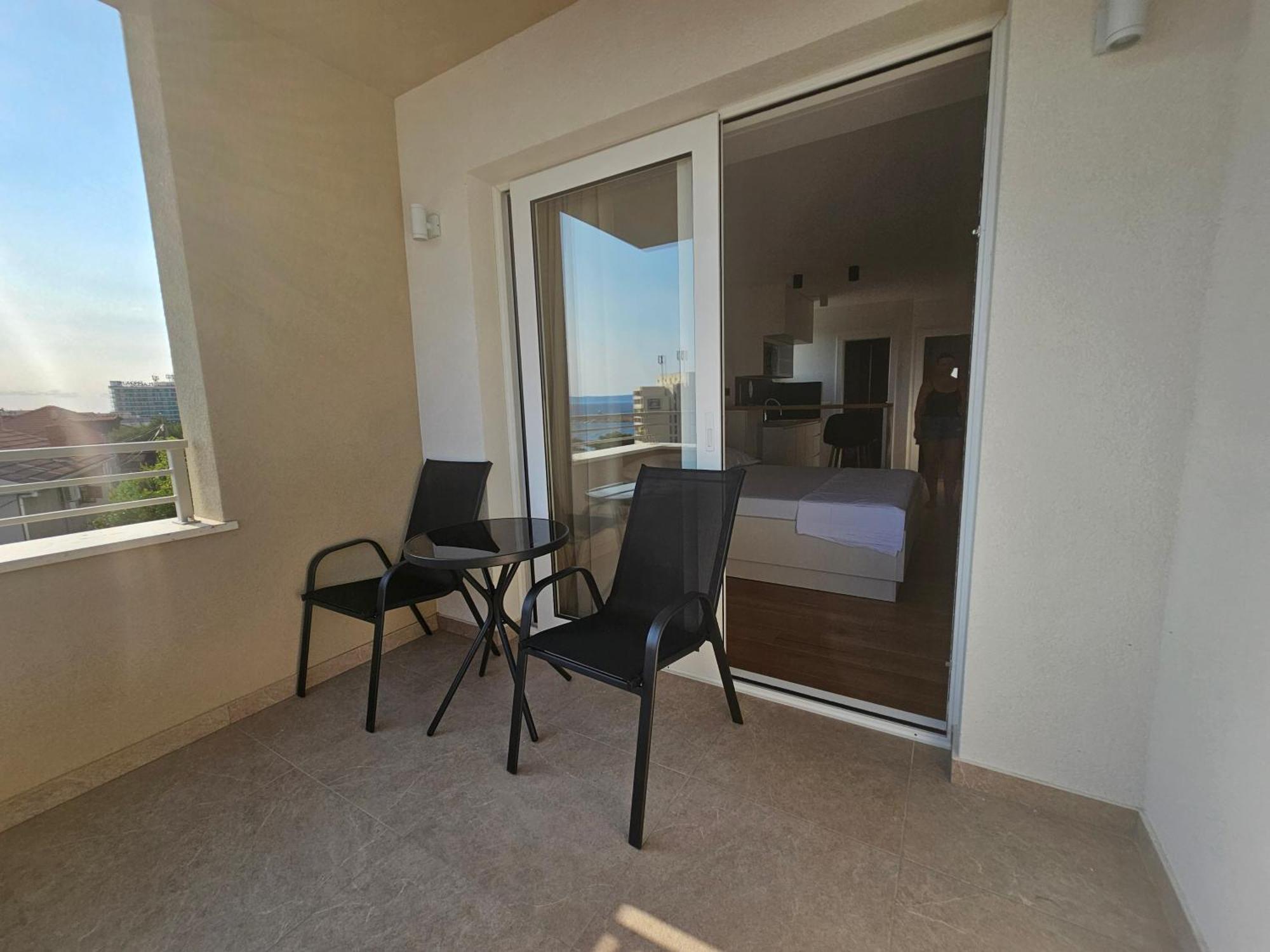 Apartmani Sole Макарска Экстерьер фото