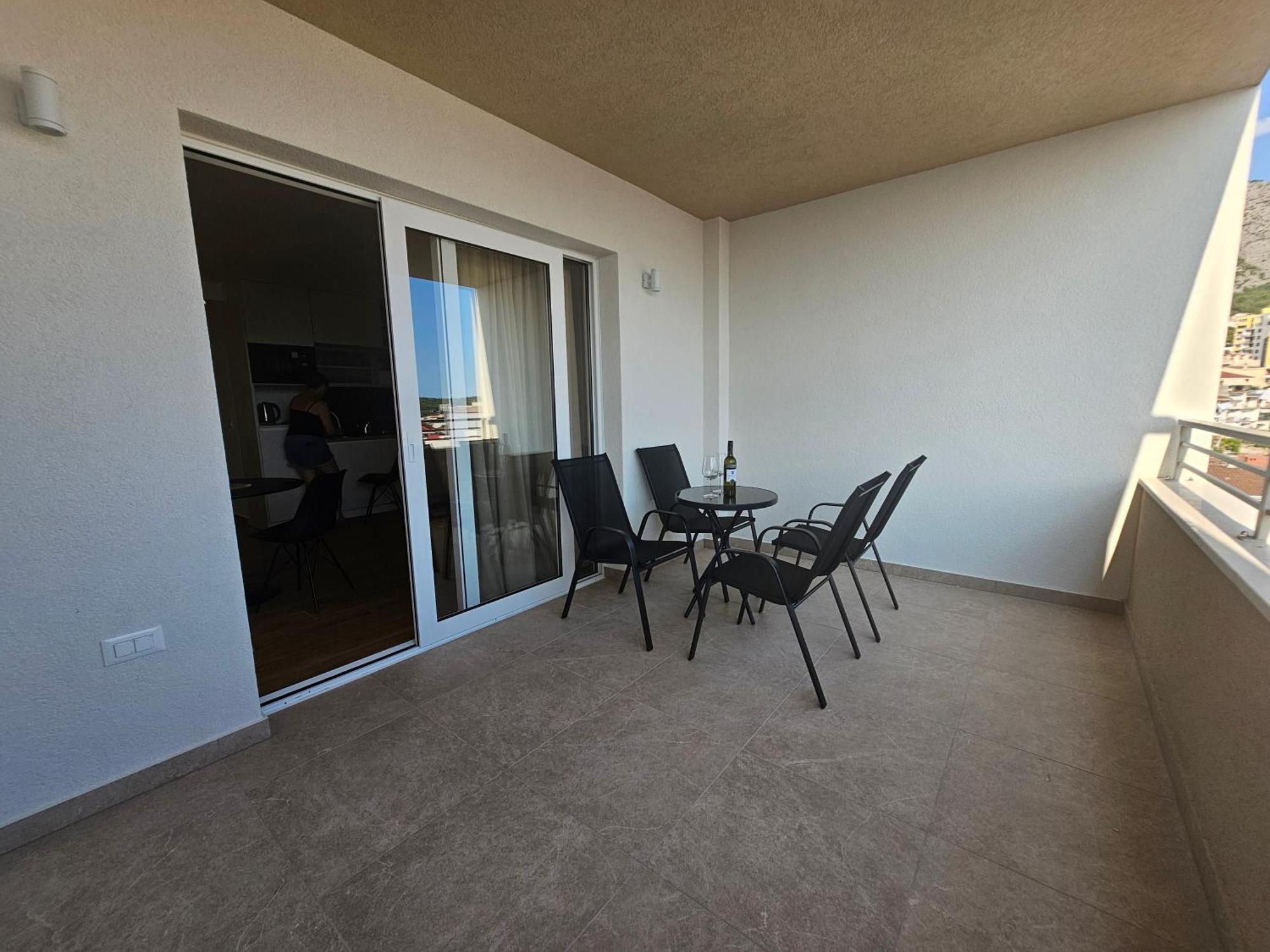Apartmani Sole Макарска Экстерьер фото