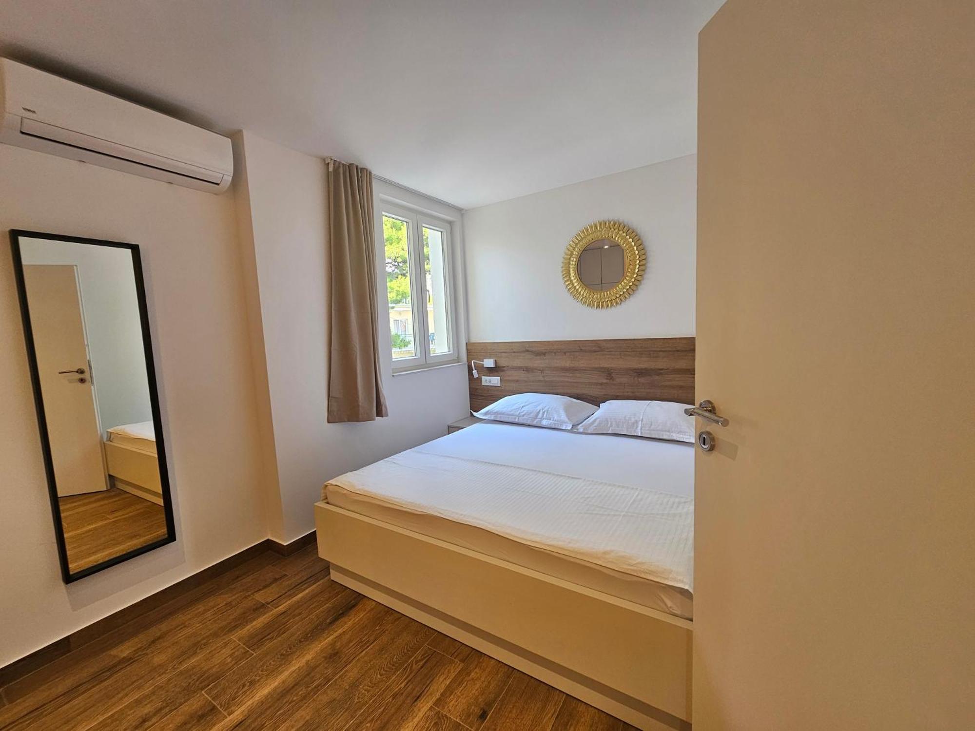 Apartmani Sole Макарска Экстерьер фото