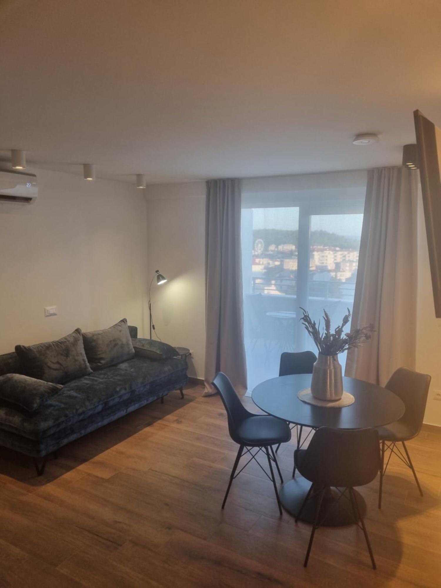Apartmani Sole Макарска Экстерьер фото